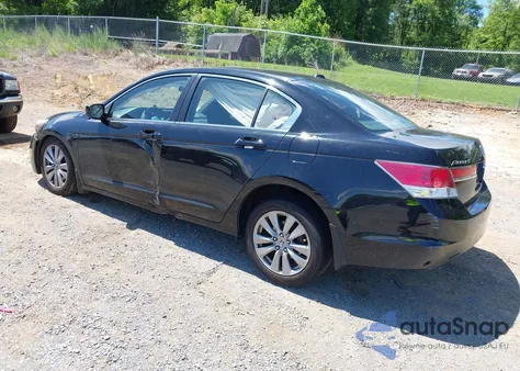 2012 Honda Accord 2.4 Ex-L из США, поврежденный, VIN 1HGCP2F88CA035242